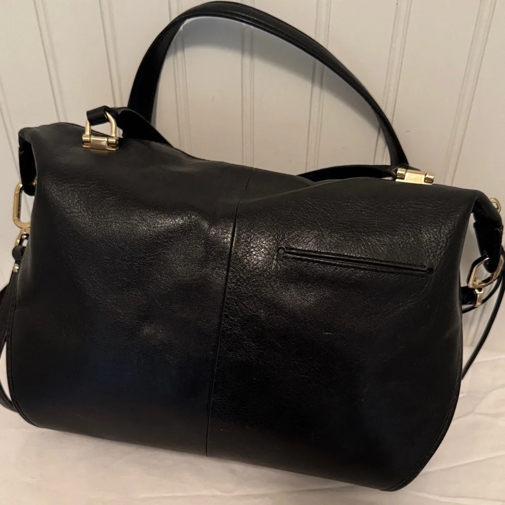 Coach Black Leather Hobo Shoulder Bag with Gold Hardware - Picture 4 of 7